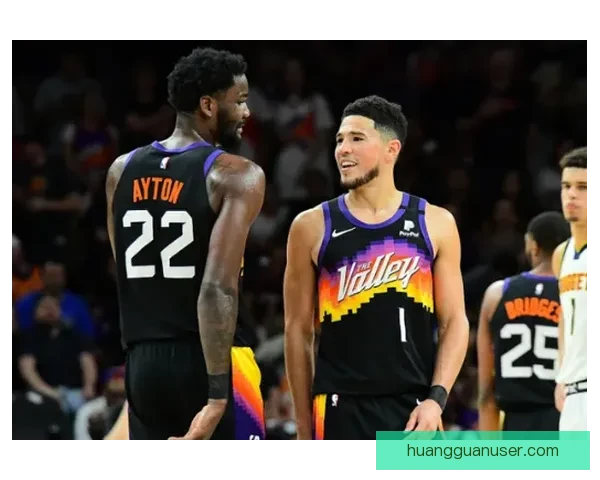 海斯：教练强调与艾顿一起守住禁区 东契奇复出需避免再吃技术犯规